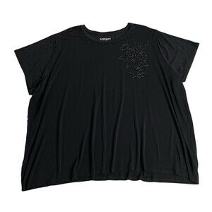 Torrid Top Women 5X Black Floral Beaded Super Soft Round Neck Short Sleeve Tee